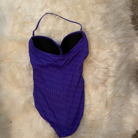 La Blanca one piece swimsuit - Picture 3 of 4